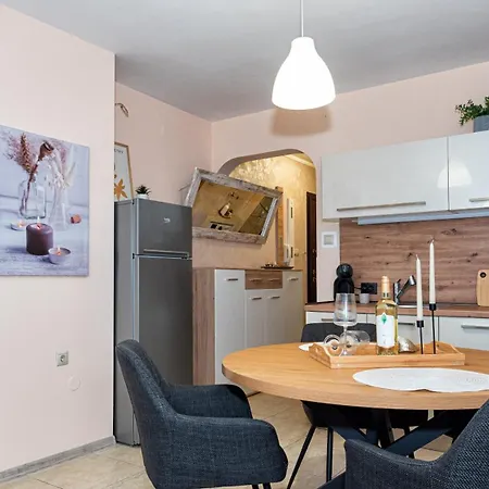 Lejlighed 1-bed In The Heart Of The Free Parking *